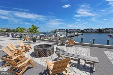 Exterior - 17 Beach Ct, Ocean Pines, MD 21811 photo 15 of 19