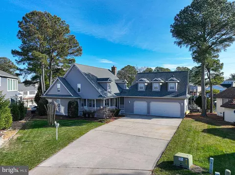 Exterior - 17 Beach Ct, Ocean Pines, MD 21811 photo 12 of 19