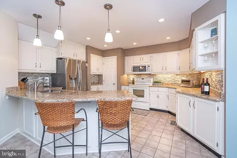 Kitchen - 17 Beach Ct, Ocean Pines, MD 21811 photo 1 of 5