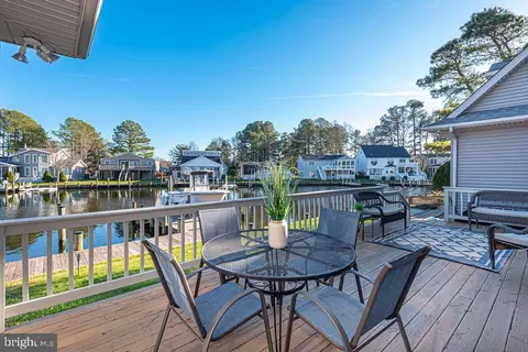 Exterior - 17 Beach Ct, Ocean Pines, MD 21811 photo 10 of 19