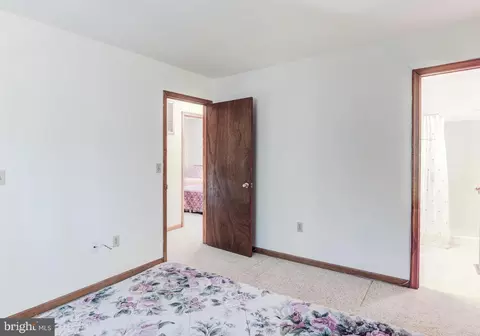 Bedroom - 160 Seafarer Ln, Ocean Pines, MD 21811 photo 5 of 9