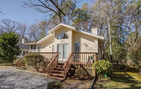 Exterior - 160 Seafarer Ln, Ocean Pines, MD 21811 photo 16 of 25
