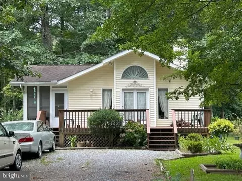 Exterior - 160 Seafarer Ln, Ocean Pines, MD 21811 photo 9 of 25