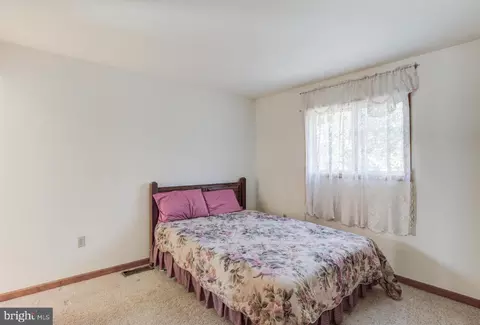 Bedroom - 160 Seafarer Ln, Ocean Pines, MD 21811 photo 4 of 9