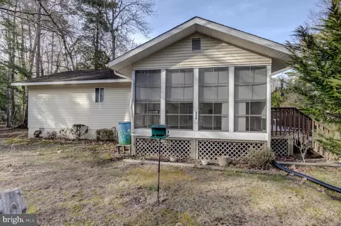 Exterior - 160 Seafarer Ln, Ocean Pines, MD 21811 photo 13 of 25