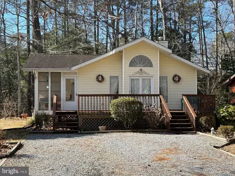 Exterior - 160 Seafarer Ln, Ocean Pines, MD 21811 photo 6 of 25
