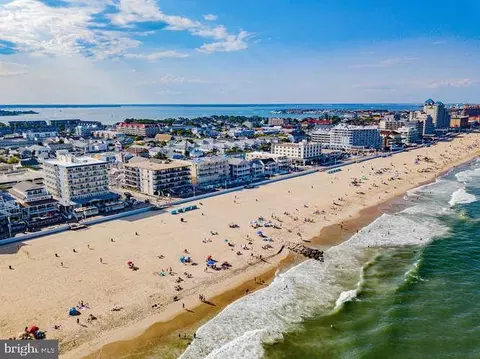 1201 Atlantic Ave #207, Ocean City, MD 21842