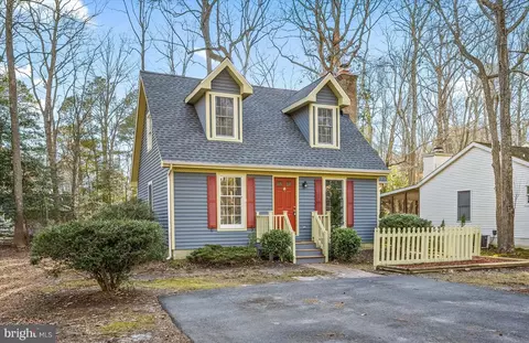 797 Ocean Pkwy, Ocean Pines, MD 21811