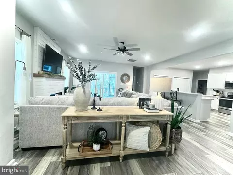 Living - 166 Ocean Pkwy, Berlin, MD 21811 photo 1 of 5