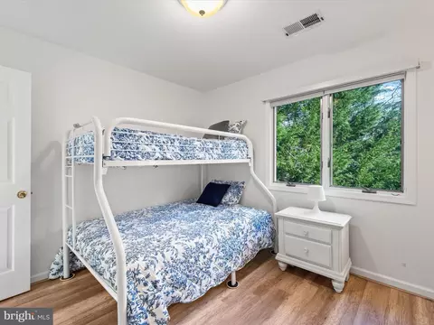 Bedroom - 4 Fleet Ct, Berlin, MD 21811 photo 7 of 11