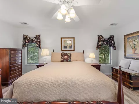Bedroom - 4 Fleet Ct, Berlin, MD 21811 photo 1 of 11