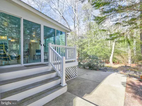 Exterior - 4 Fleet Ct, Berlin, MD 21811 photo 14 of 20