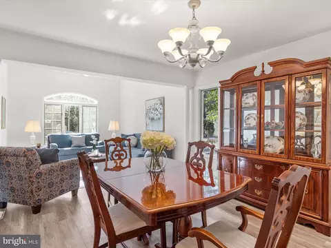 Dining - 4 Fleet Ct, Berlin, MD 21811 photo 2 of 4