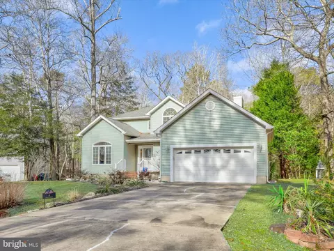 4 Fleet Ct, Berlin, MD 21811