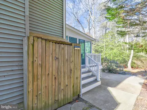 Exterior - 4 Fleet Ct, Berlin, MD 21811 photo 13 of 20