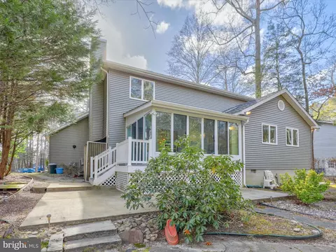 Exterior - 4 Fleet Ct, Berlin, MD 21811 photo 12 of 20