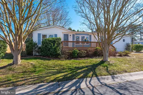 1 Keel Dr, Berlin, MD 21811