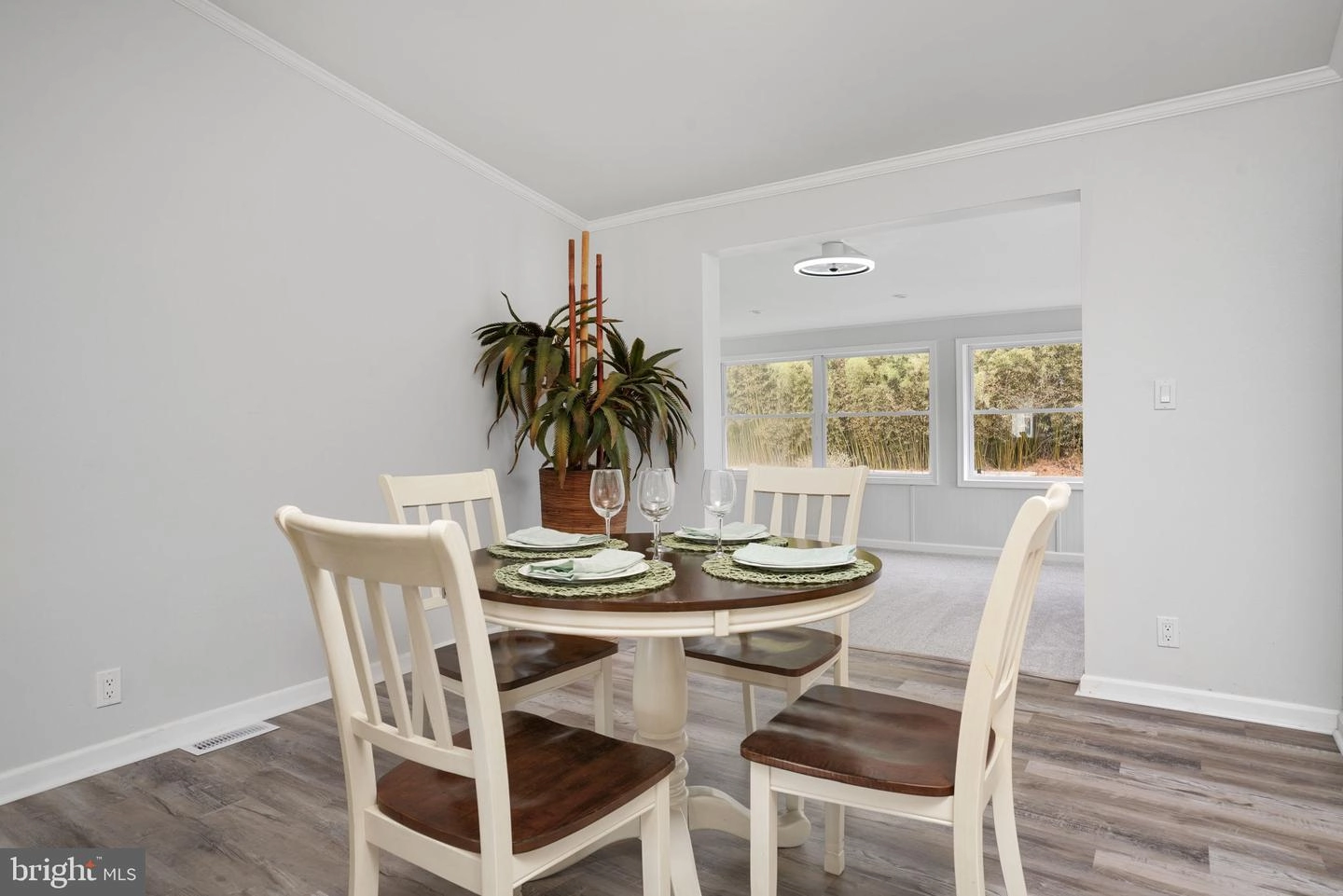 Dining - 25 Coastal Dr, Berlin, MD 21811 photo 1 of 3