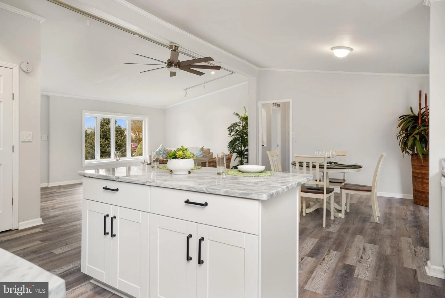 Kitchen - 25 Coastal Dr, Berlin, MD 21811 photo 4 of 8