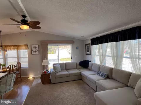 8203 Skipjack Dr, Berlin, MD 21811 photo 3