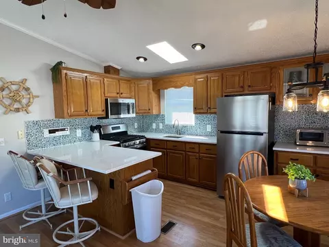 8203 Skipjack Dr, Berlin, MD 21811 photo 5