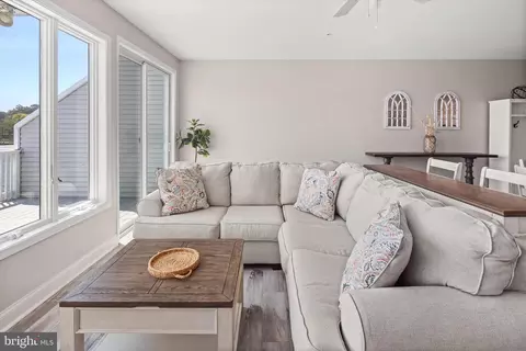 Living - 10 The Pt, Berlin, MD 21811 photo 2 of 2