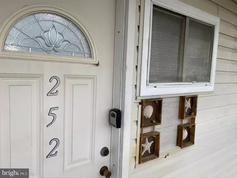 Entry Way - 6 34th St #252, Ocean City, MD 21842 photo 1 of 1