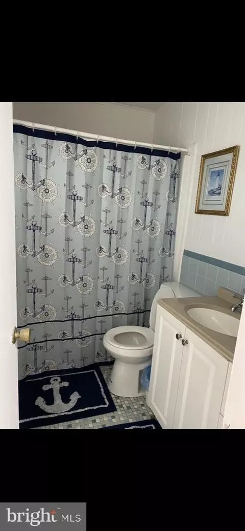 Bath - 6 34th St #252, Ocean City, MD 21842 photo 2 of 2