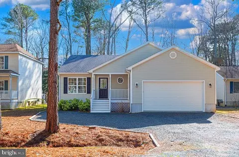 8 Juniper Ct, Ocean Pines, MD 21811