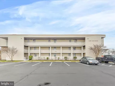 510 Penguin Dr #104, Ocean City, MD 21842