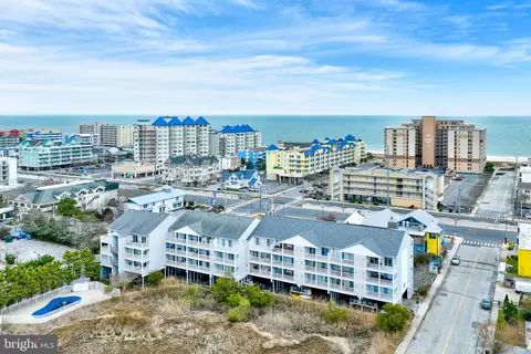 105 59th St #104, Ocean City, MD 21842 photo 3