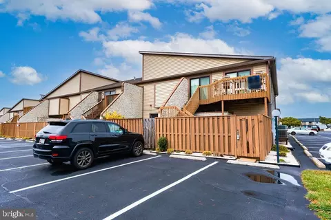 105 120th St #27, Ocean City, MD 21842