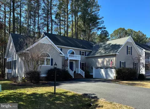 106 Pine Forest Dr, Berlin, MD 21811