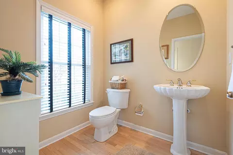 Bath - 106 Pine Forest Dr, Berlin, MD 21811 photo 7 of 9