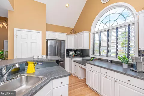Kitchen - 106 Pine Forest Dr, Berlin, MD 21811 photo 4 of 5