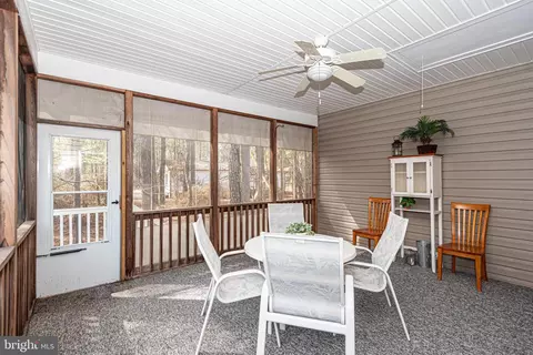 Exterior - 106 Pine Forest Dr, Berlin, MD 21811 photo 6 of 10