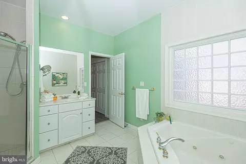 Bath - 106 Pine Forest Dr, Berlin, MD 21811 photo 5 of 9