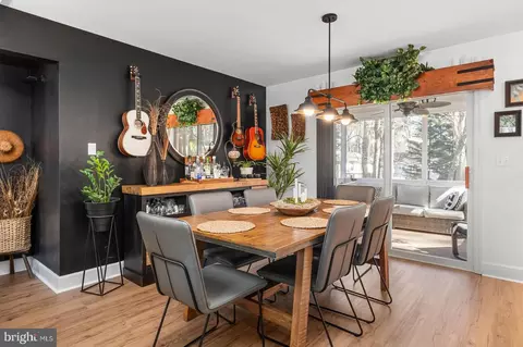 Dining - 45 Nottingham Ln, Berlin, MD 21811 photo 1 of 3