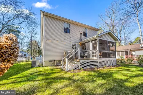 Exterior - 45 Nottingham Ln, Berlin, MD 21811 photo 11 of 15