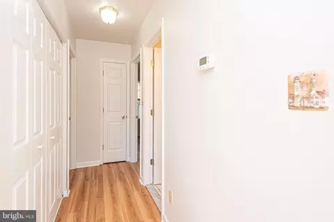 Entry Way - 40 Footbridge Trl, Berlin, MD 21811 photo 7 of 8