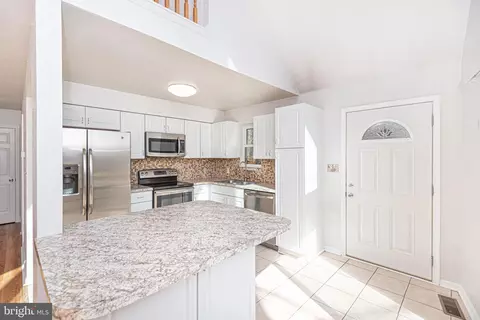 Kitchen - 40 Footbridge Trl, Berlin, MD 21811 photo 2 of 3
