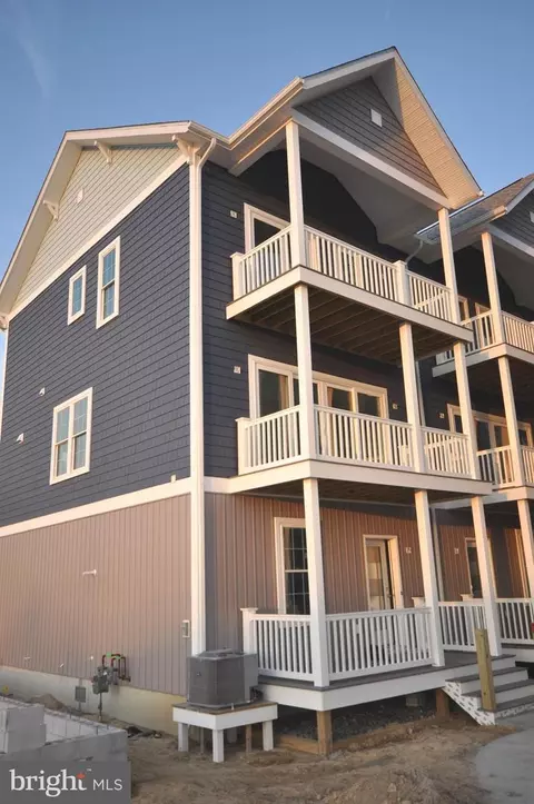 107 Sanibel Ct #B, Ocean City, MD 21842