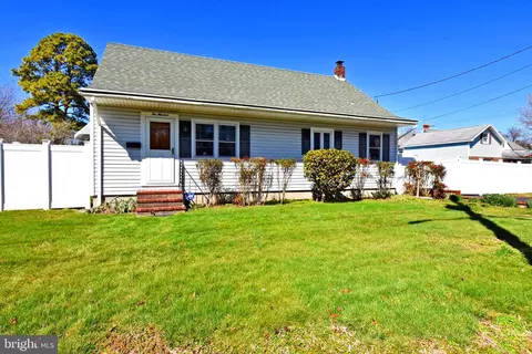100 Ironshire St, Snow Hill, MD 21863