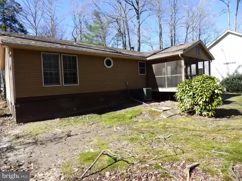 Exterior - 37 Windjammer Rd, Berlin, MD 21811 photo 8 of 10
