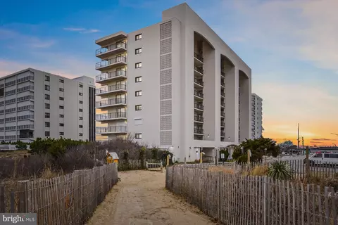 1 133rd St #305B02, Ocean City, MD 21842