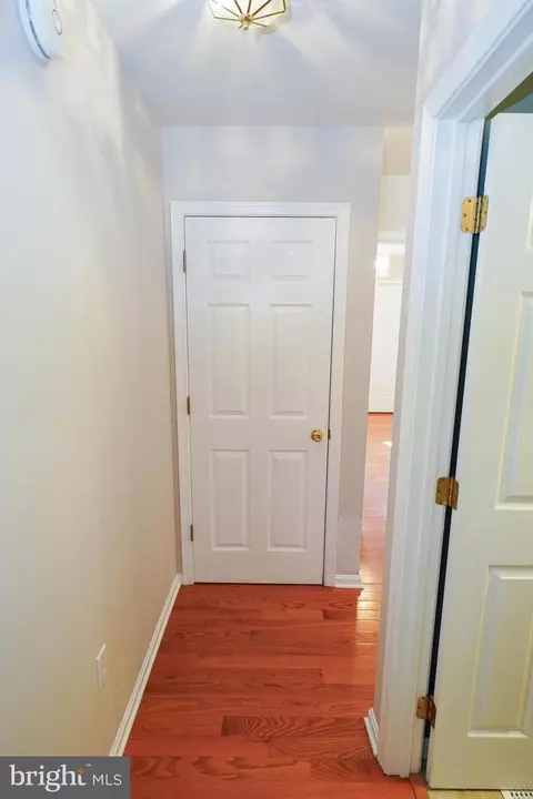 Entry Way - 209 Henrys Mill Dr, Berlin, MD 21811 photo 4 of 18