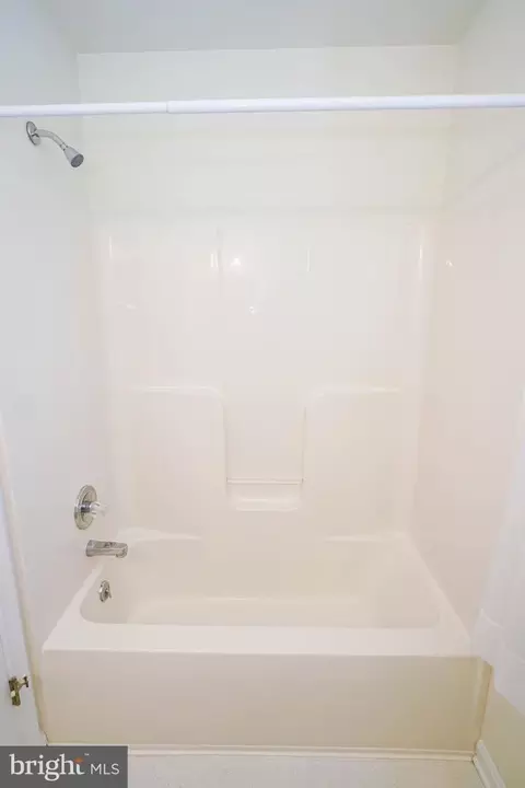 Bath - 209 Henrys Mill Dr, Berlin, MD 21811 photo 6 of 6