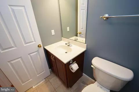 Entry Way - 209 Henrys Mill Dr, Berlin, MD 21811 photo 5 of 18