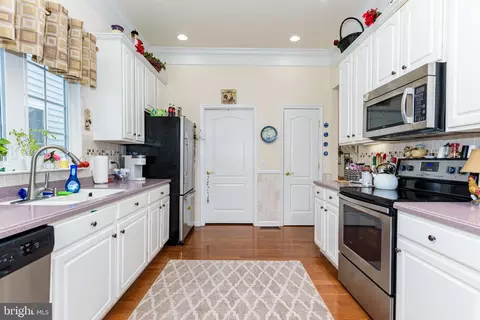 Kitchen - 11 Freeport Ln, Berlin, MD 21811 photo 2 of 5