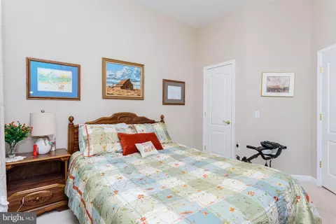 Bedroom - 11 Freeport Ln, Berlin, MD 21811 photo 10 of 17